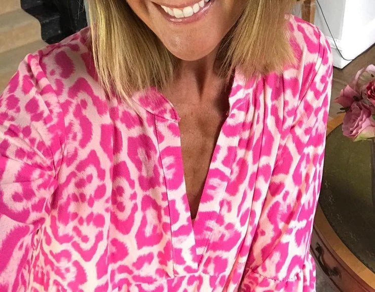 Celiné® Roze jurk met luipaardprint. - Trifoglio